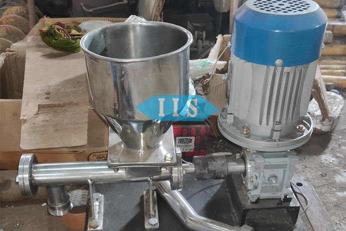 Screw Conveyor